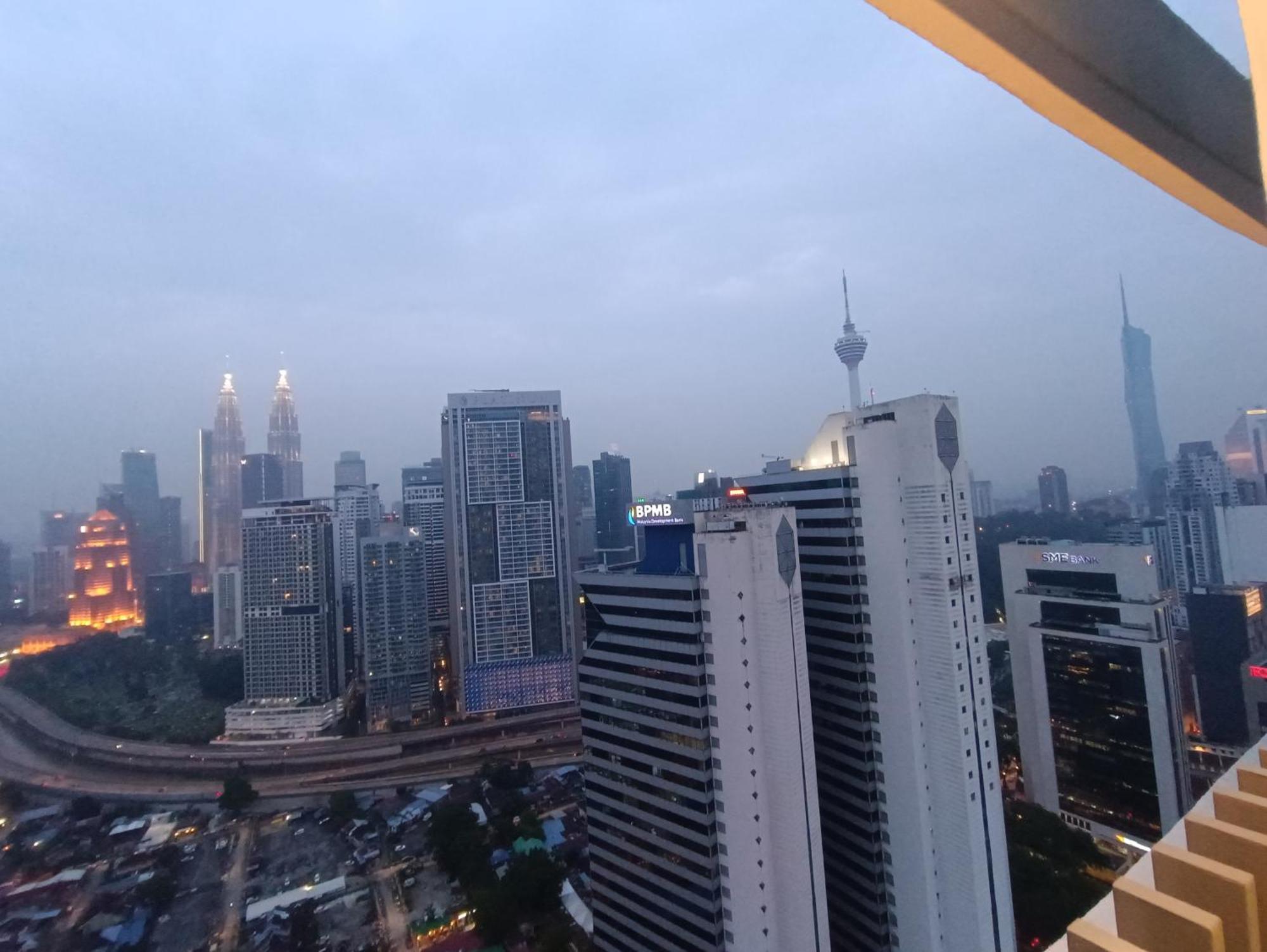 Appartement Cl 27A Insta Klcc View & Infinity Pool View à Kuala Lumpur Extérieur photo